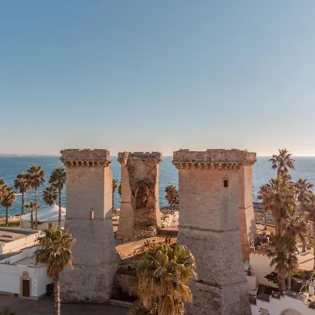 Elena - Two Luxury Suites, Garden & Fast Wi-fi Near The Sea Appartement *