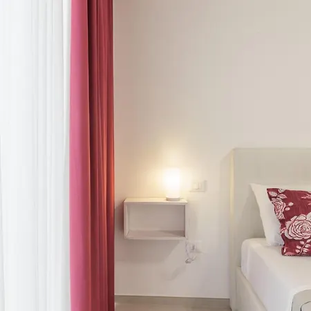 Appartement Elena - Two Luxury Suites, Garden & Fast Wi-fi Near The Sea *